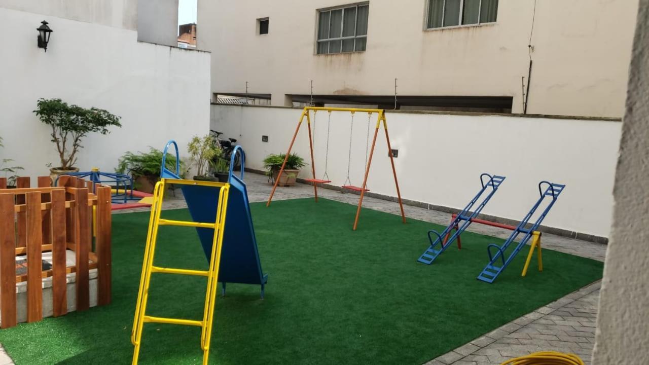 Apto amplo, arejado e mobiliado na Praia da Enseada-Guarujá Exterior foto